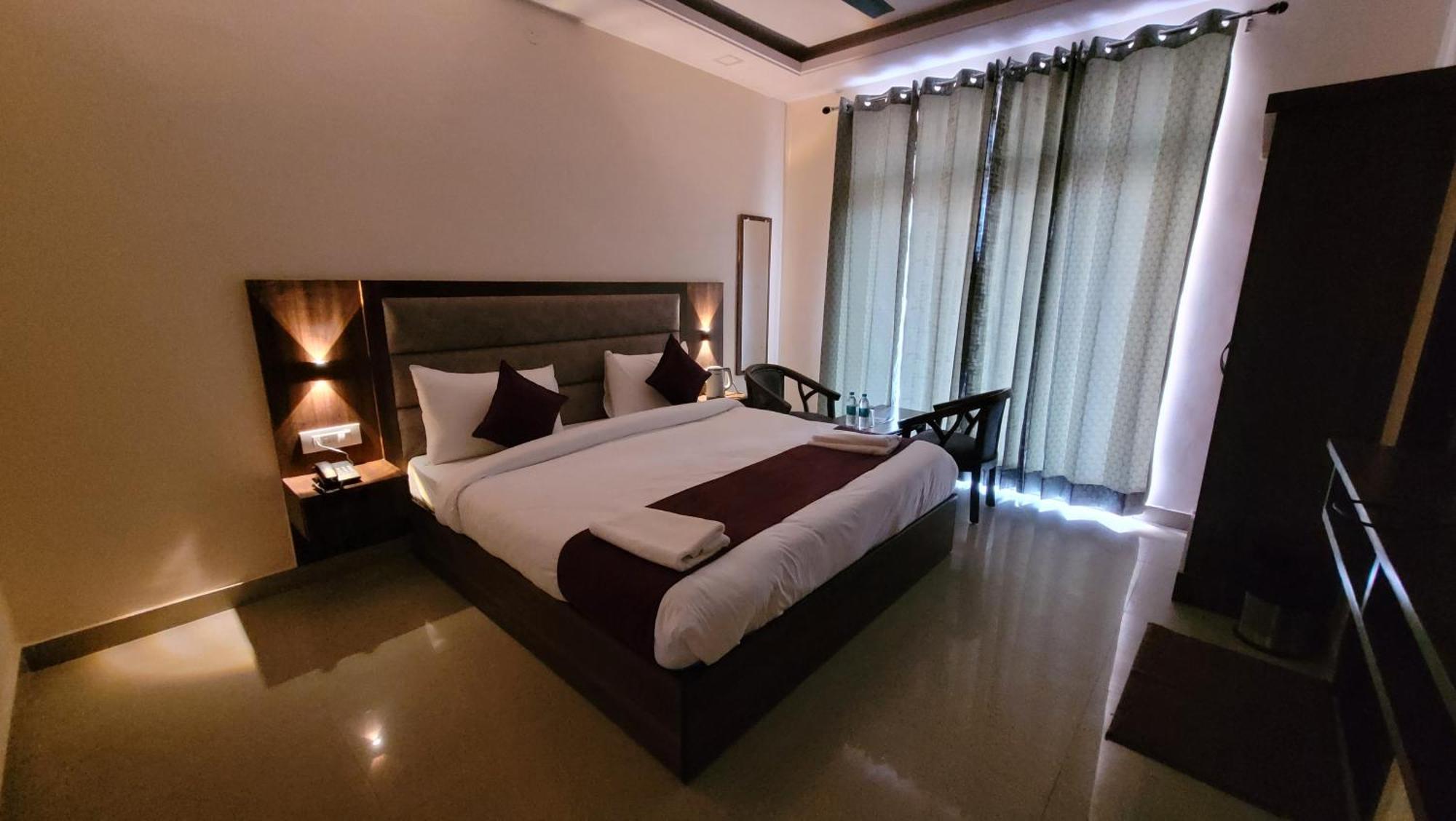Hotel Keshav Nandan By The Shivaay Rishikesh Bagian luar foto